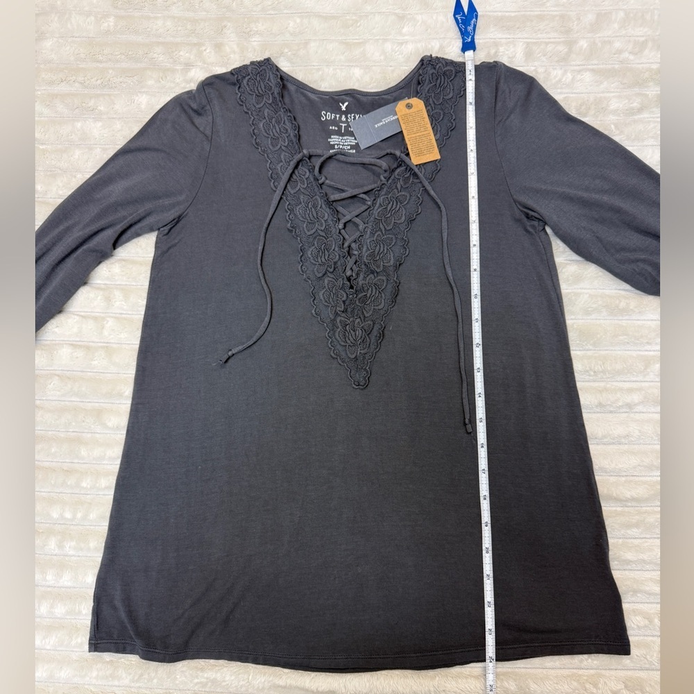 NWT American Eagle: Women's Long Sleeve Soft & Sexy Gray Lace Up, Size S - Picture 6 of 11